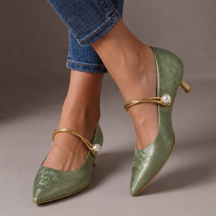 Erika | Elegante Pumps mit Perlendetail