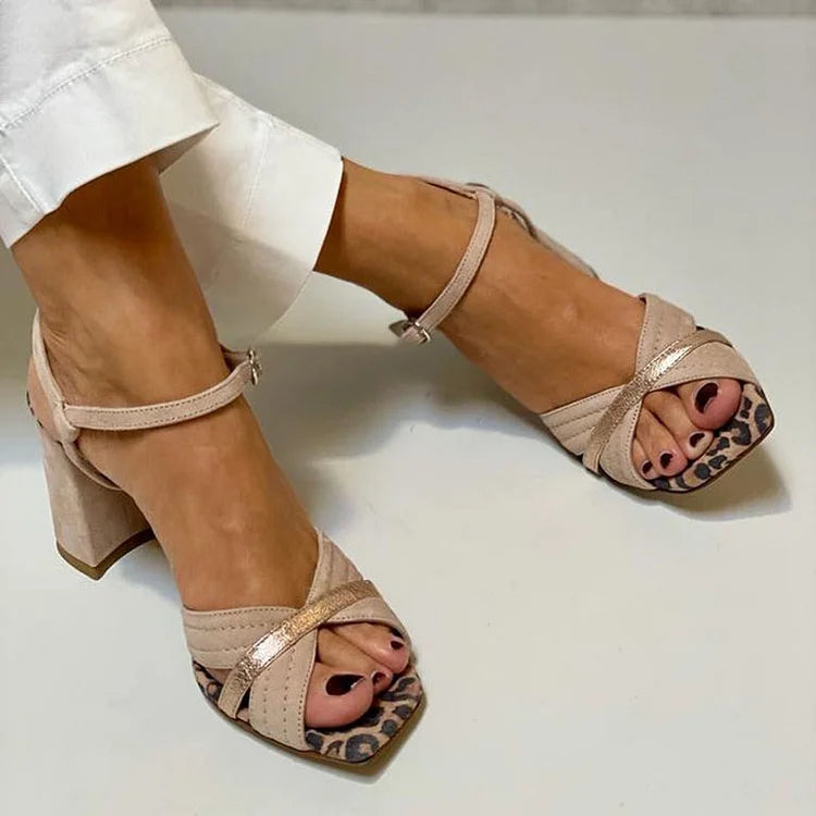 Lorrie | Cross-Band Absatzsandalen