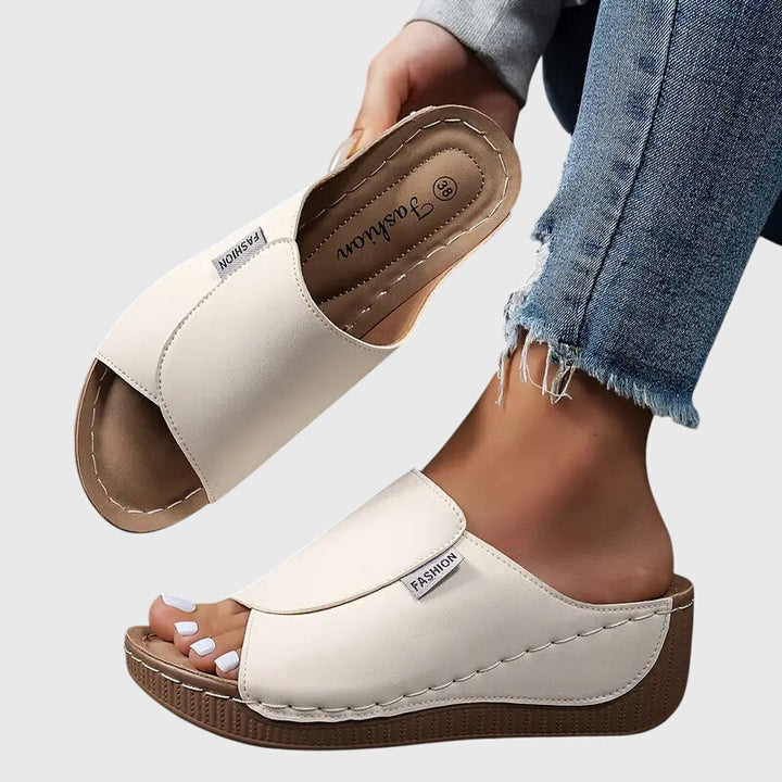 Esther™ | Stylische Orthopädische Sandalen
