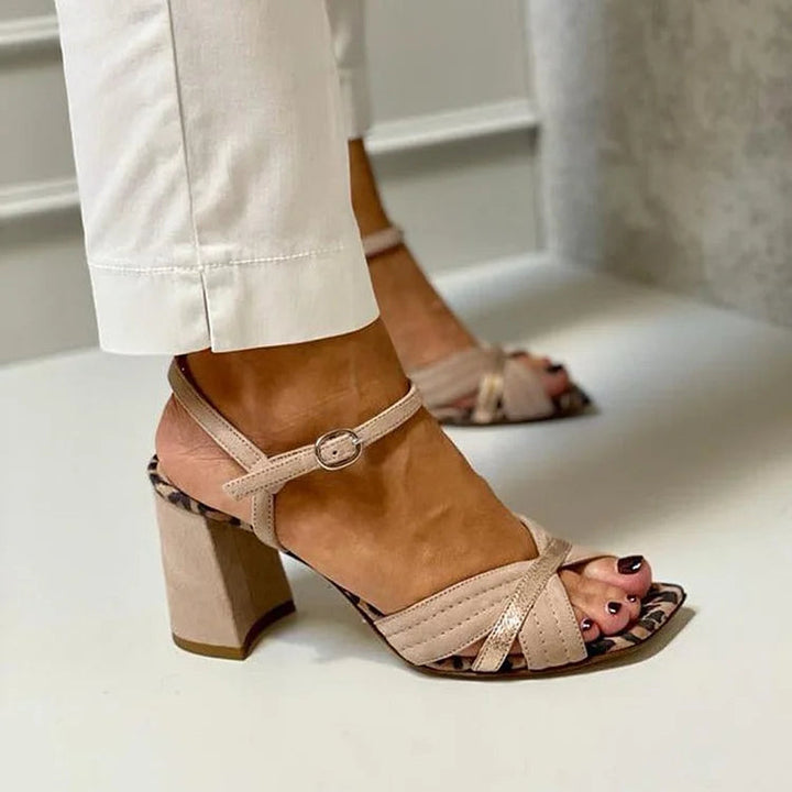 Lorrie | Cross-Band Absatzsandalen