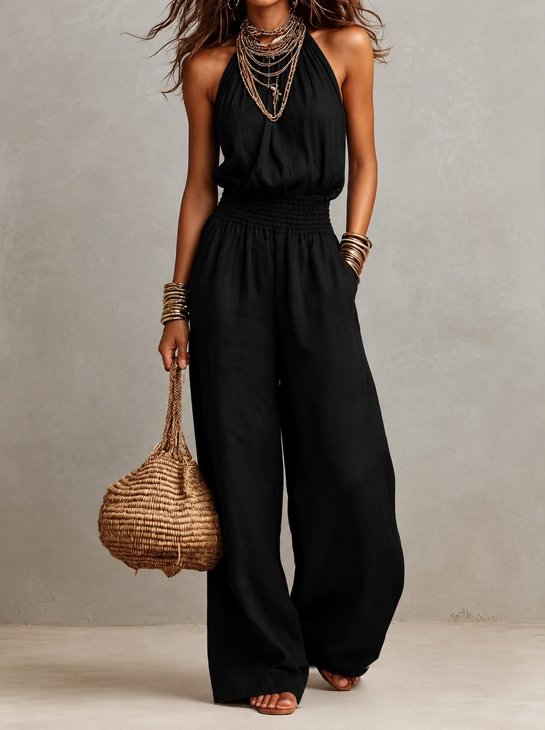 VALERIA | Halterneck Jumpsuit mit weitem Bein