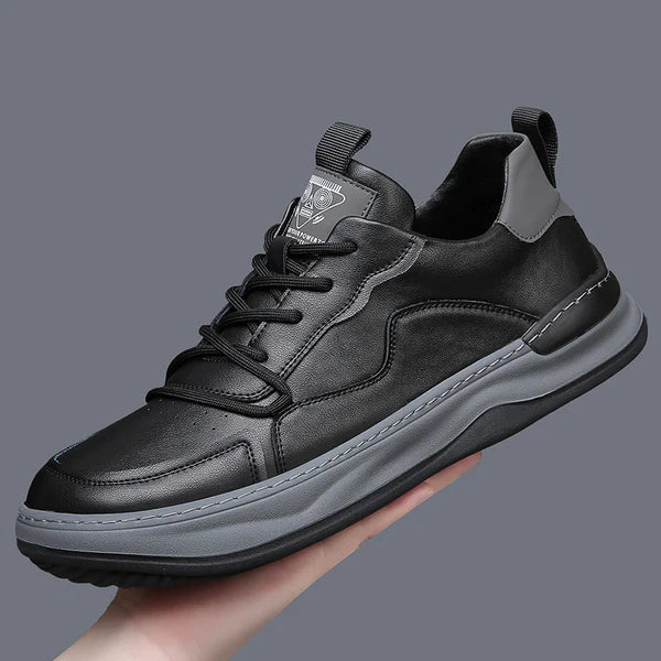 Hochsohlige Lederschuhe