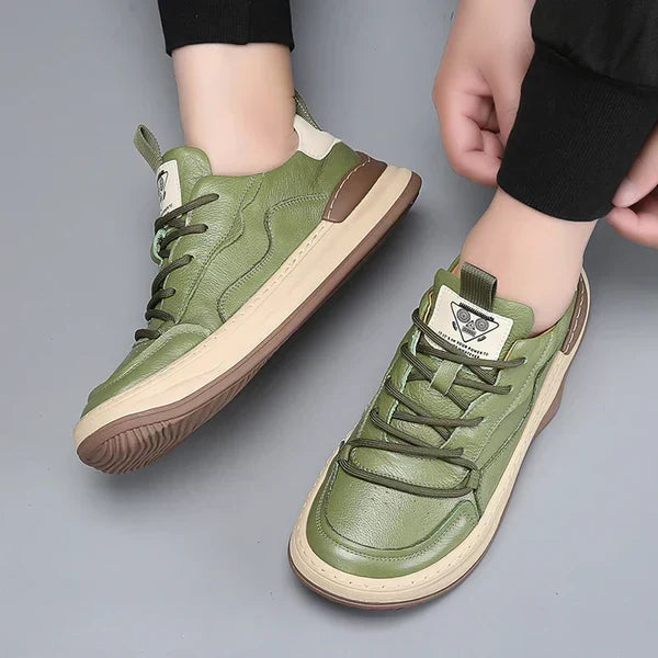 Hochsohlige Lederschuhe