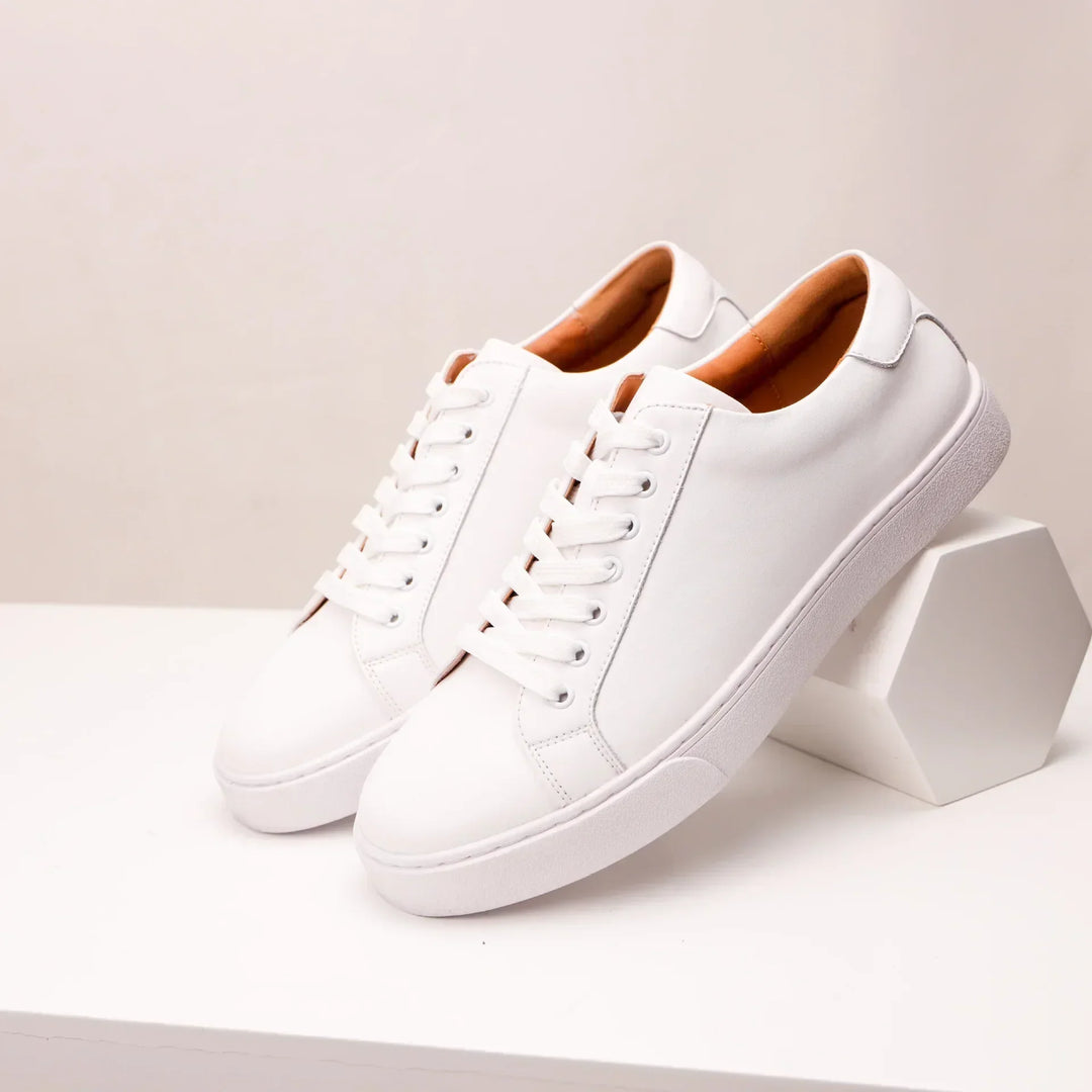 Turnschuhe aus echtem Leder