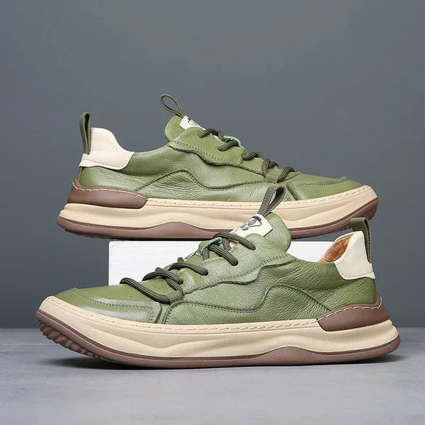 Hochsohlige Lederschuhe