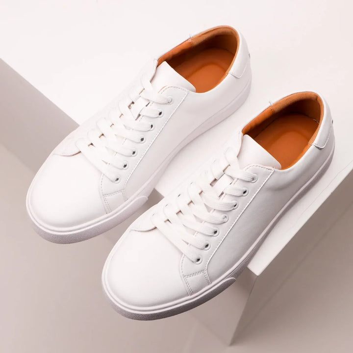Turnschuhe aus echtem Leder