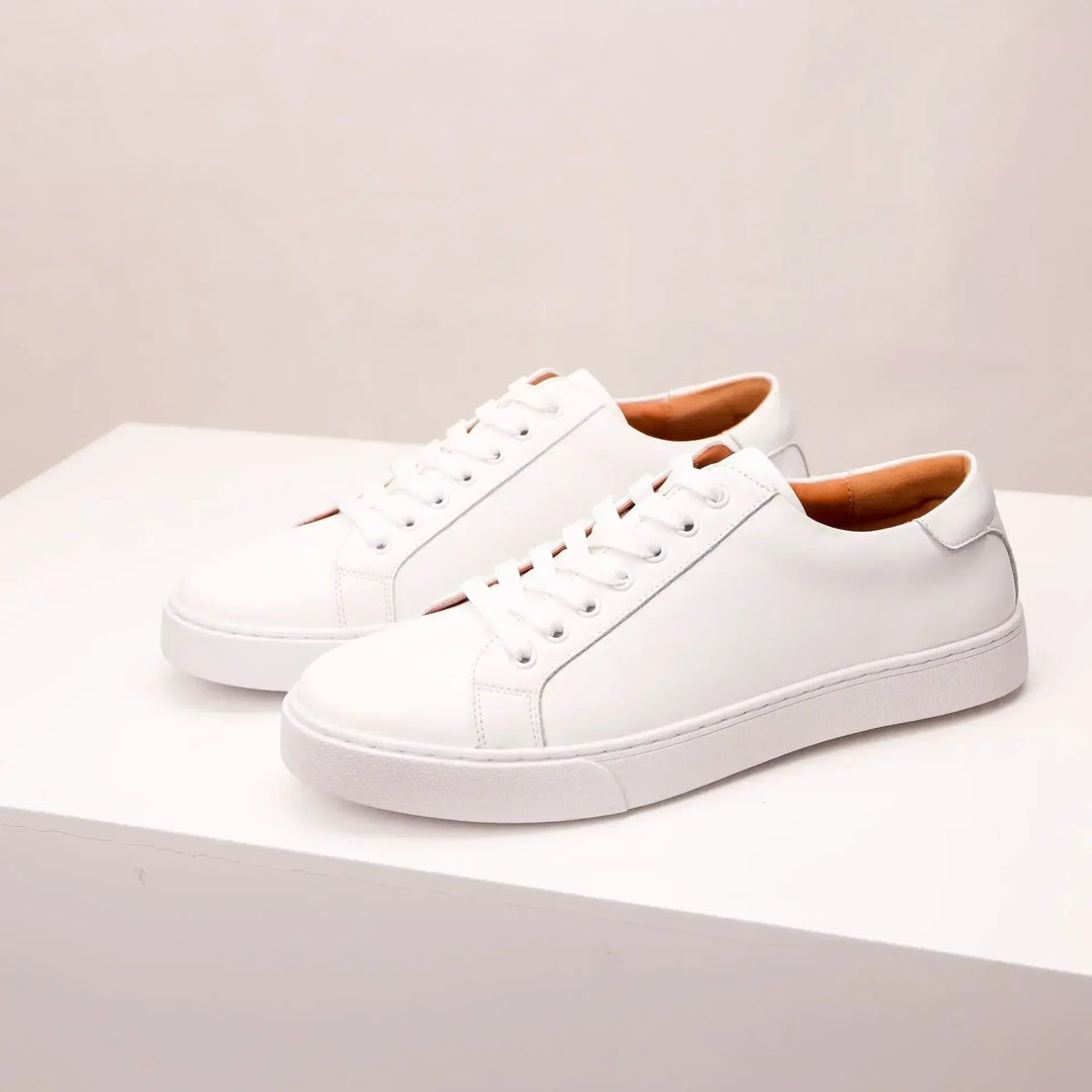 Turnschuhe aus echtem Leder