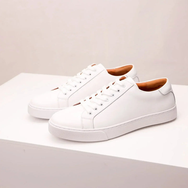 Turnschuhe aus echtem Leder