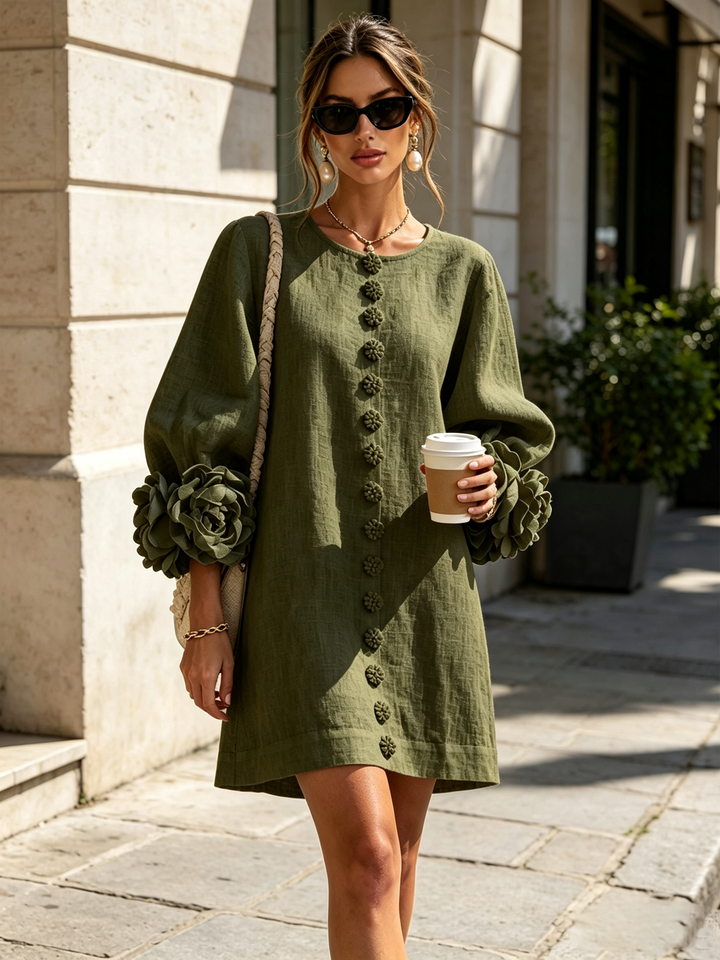 Florales Hemdblusenkleid mit auffälligen floralen Manschetten