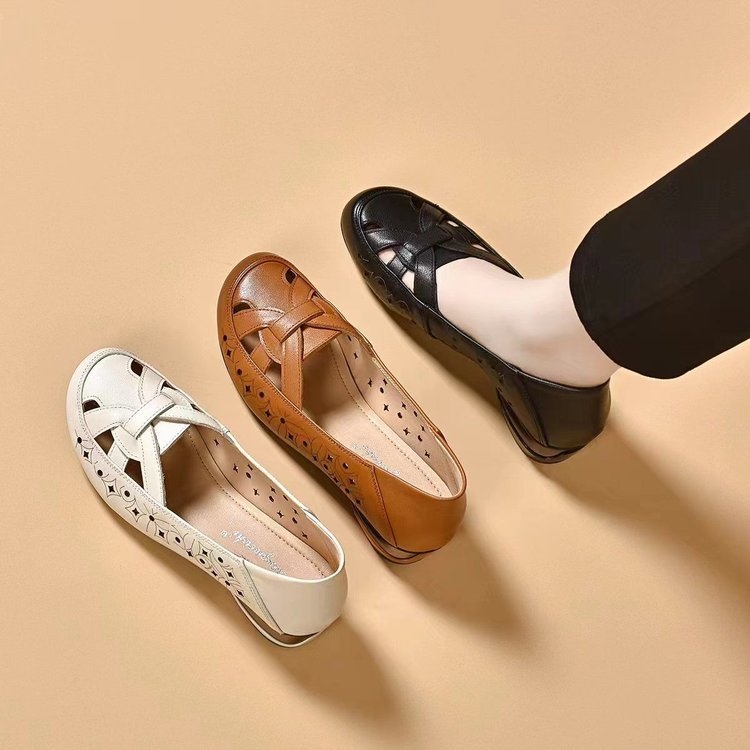 Hannah I Rutschfeste Leder-Schuhe mit Ausschnitten