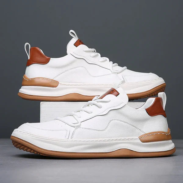 Hochsohlige Lederschuhe