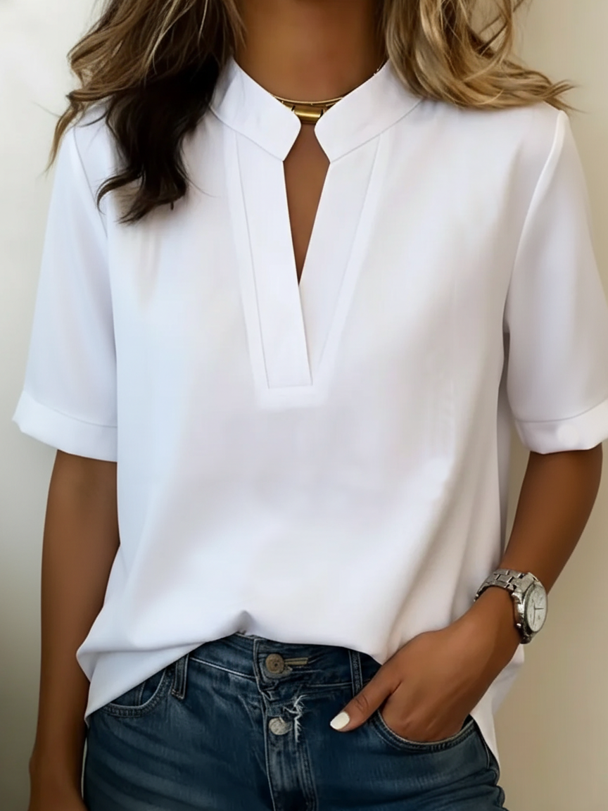 Margaux | Bluse Chic mit V-Ausschnitt und Gold-Detail