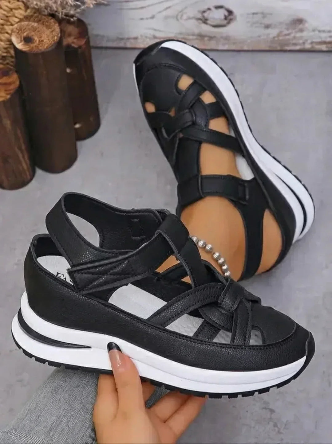 Duna - Bequeme Wedgesandalen für Frauen