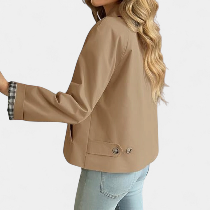 HARLOW | Lässiger, verkürzter Windbreaker-Trenchcoat